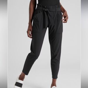 Athleta Skyline Pants Womens 6 Black Paperbag Casual Pants AA